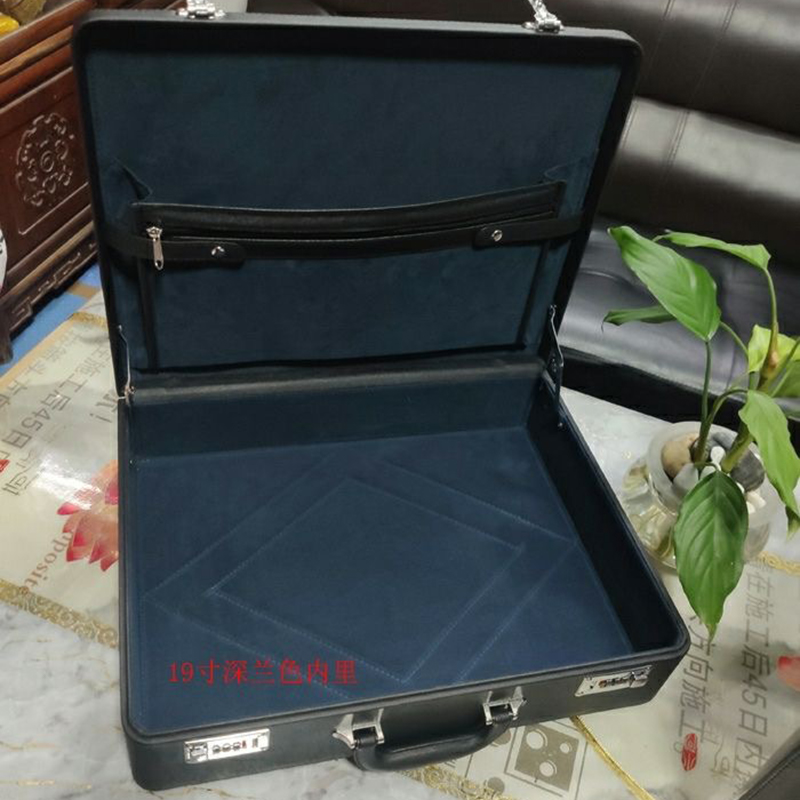 حقيبة جلدية متعددة الوظائف للر - مراجعة Leather Work Laptop Bag وسعره