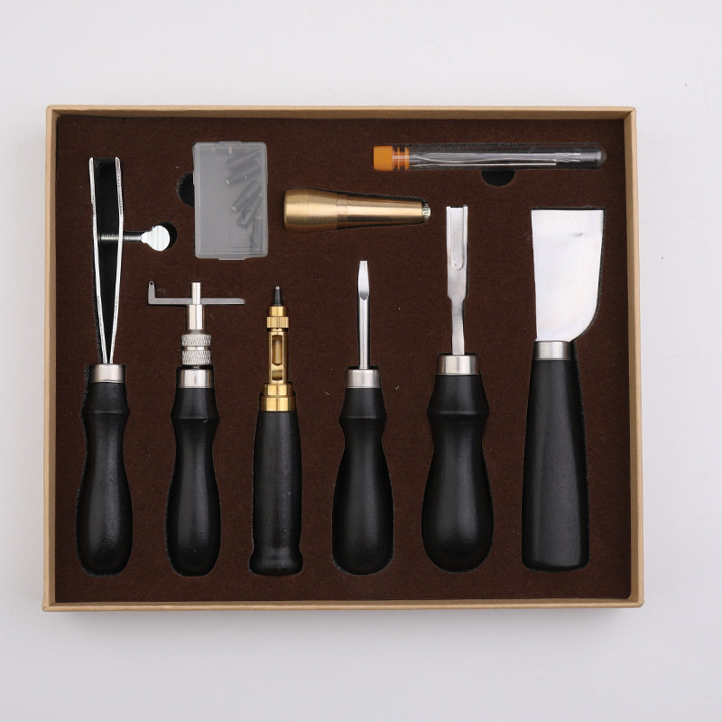 مجموعة أدوات خياطة يدوية للجلد - مراجعة Leatherwork Kits For Beginners وسعره